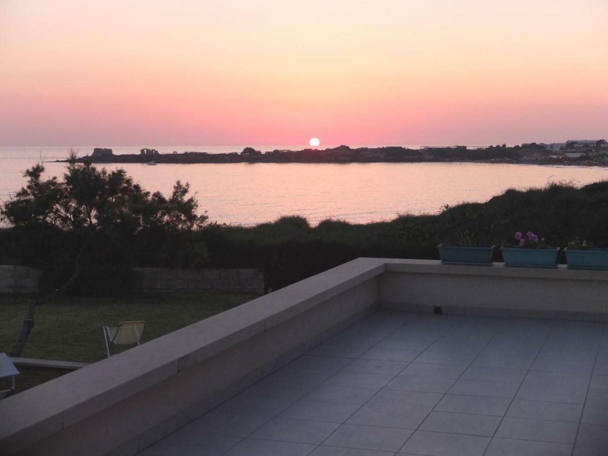 Апартаменты Puntabraccetto Sunset Санта-Кроче- Камерина Экстерьер фото